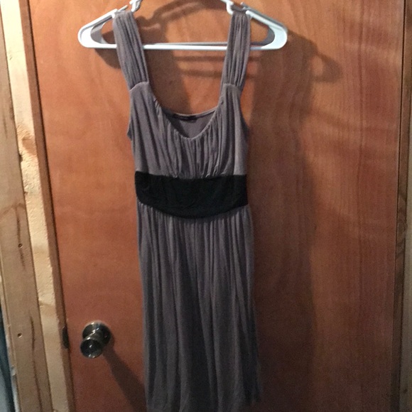 Medium mini dress EUC gray - Picture 1 of 3